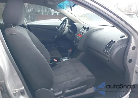 2010 Nissan Altima 2.5 S z USA, uszkodzony, nr VIN 1N4AL2AP0AN557598